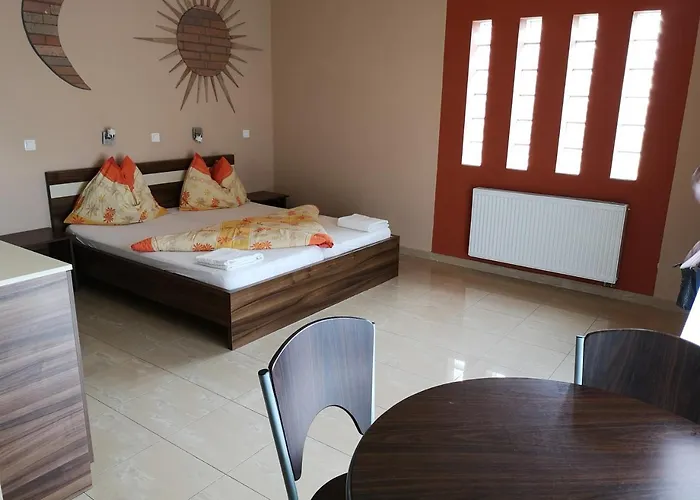 Bed & Breakfast Borostyan Panzio 3*