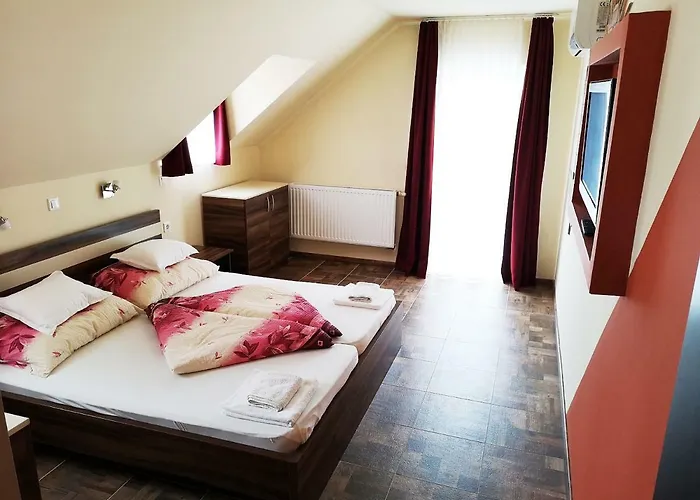 Borostyan Panzio Bed & Breakfast 3*